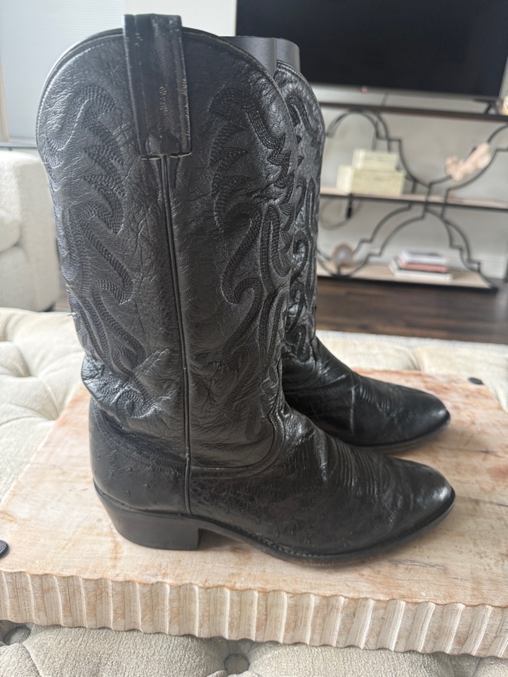Dan Post Men’s Ostrich 9.5 Classic Black Embroidered Western Boots - Picture 4 of 6